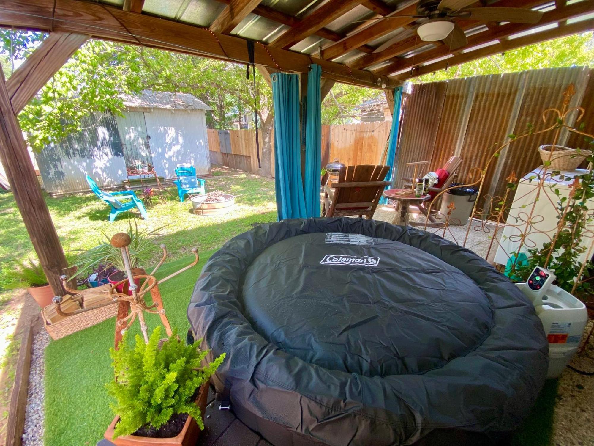 8Th St. Cowboy Haus I Biker Friendly I River Bandera Eksteriør bilde